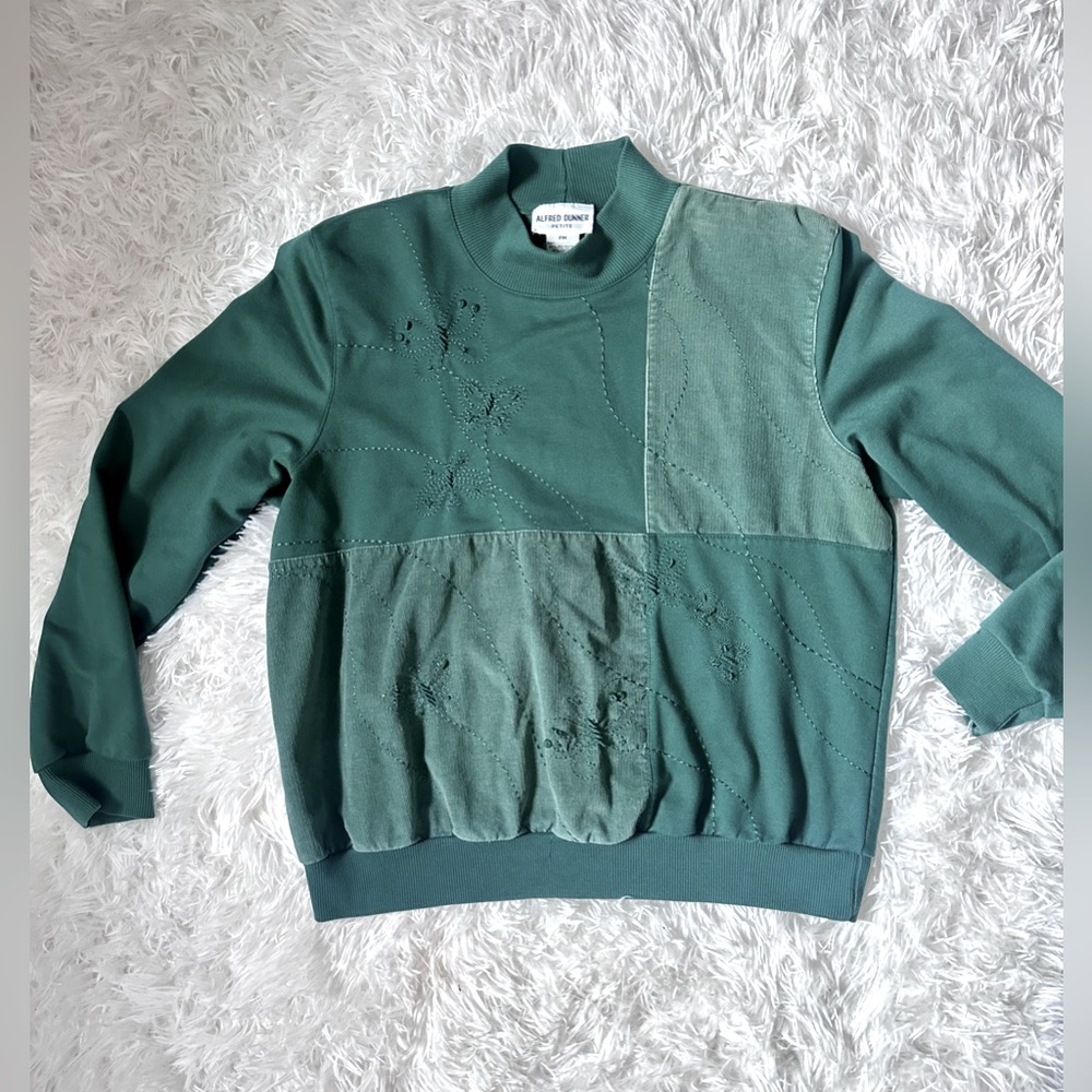 Vintage mock neck grandma sweater